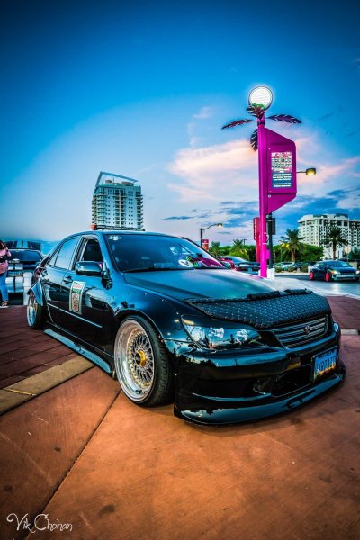 2022-09-28-Las-Vegas-Car-Meets-18-Bin-Arts-District-Car-Show-Photography-Vik-Chohan-Photography-Photo-Booth-Social-Media-VCP-004