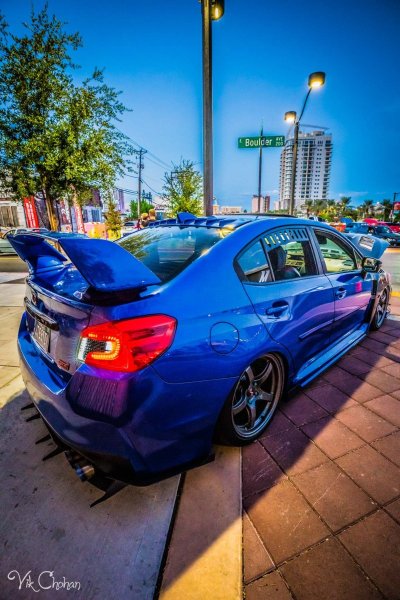 2022-09-28-Las-Vegas-Car-Meets-18-Bin-Arts-District-Car-Show-Photography-Vik-Chohan-Photography-Photo-Booth-Social-Media-VCP-028