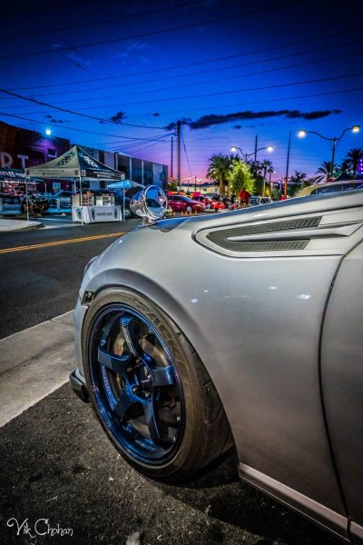 2022-09-28-Las-Vegas-Car-Meets-18-Bin-Arts-District-Car-Show-Photography-Vik-Chohan-Photography-Photo-Booth-Social-Media-VCP-052