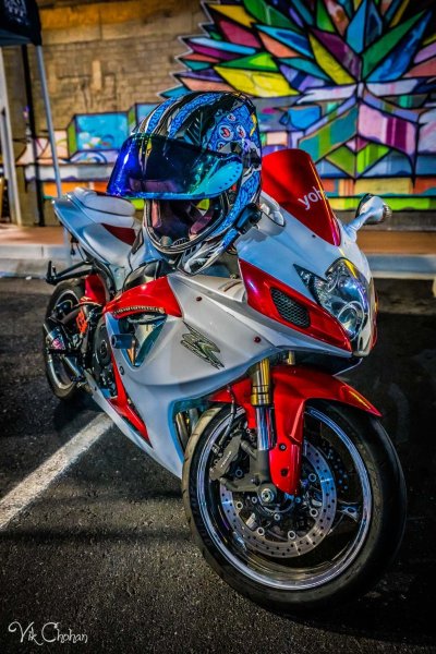 2022-09-28-Las-Vegas-Car-Meets-18-Bin-Arts-District-Car-Show-Photography-Vik-Chohan-Photography-Photo-Booth-Social-Media-VCP-091