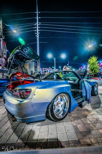 2022-09-28-Las-Vegas-Car-Meets-18-Bin-Arts-District-Car-Show-Photography-Vik-Chohan-Photography-Photo-Booth-Social-Media-VCP-143