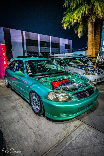 2022-09-28-Las-Vegas-Car-Meets-18-Bin-Arts-District-Car-Show-Photography-Vik-Chohan-Photography-Photo-Booth-Social-Media-VCP-155