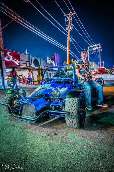 2022-09-28-Las-Vegas-Car-Meets-18-Bin-Arts-District-Car-Show-Photography-Vik-Chohan-Photography-Photo-Booth-Social-Media-VCP-268