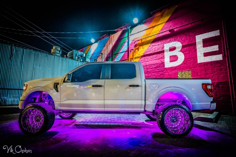 2022-11-23-Car-Showcase-Food-Drive-Car-Show-Photography-Vik-Chohan-Photography-Photo-Booth-Social-Media-VCP-197